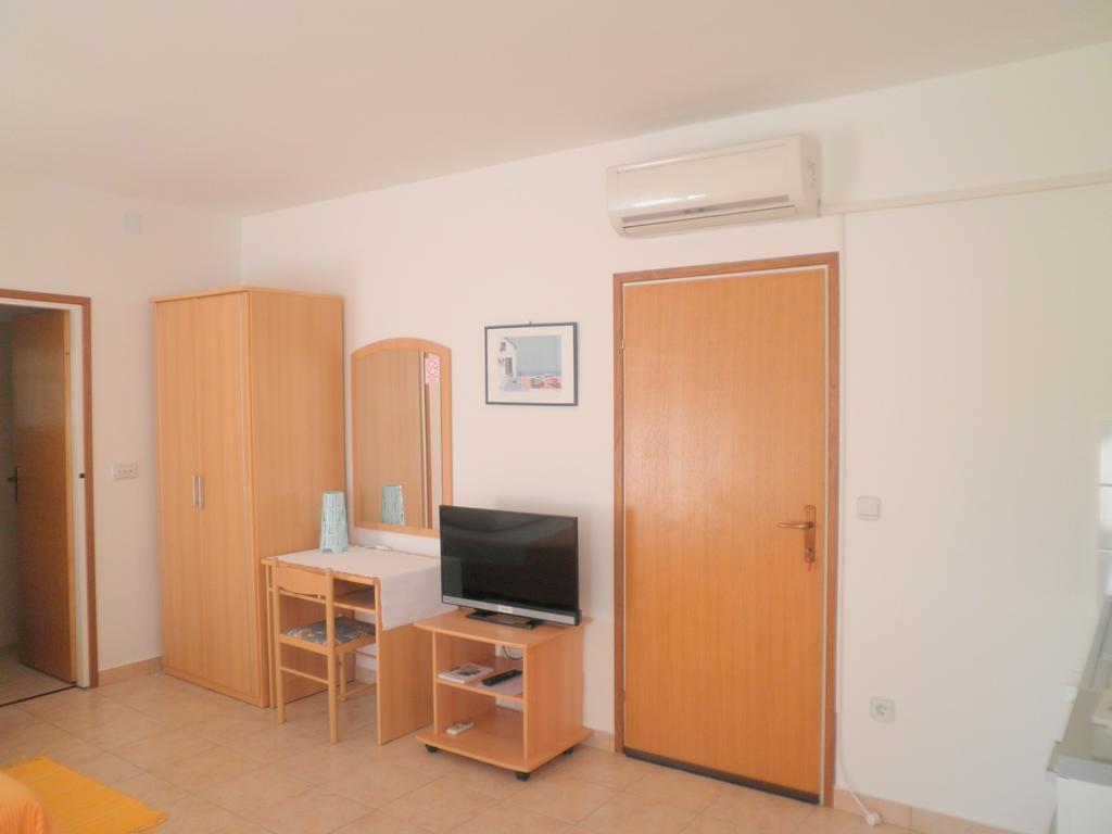 Apartment Zlata Rab Town Eksteriør billede